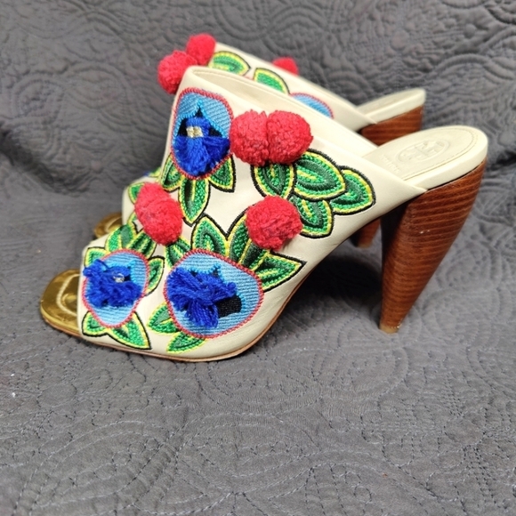Tory Burch Multicolor Christmas Embroidered Leather Ellis Peep Toe Heel Mule 10M - Picture 1 of 11